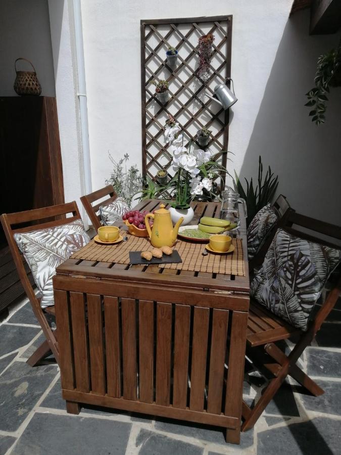 Courtyard House - Sun, Barbecue, Beach Sesimbra Ngoại thất bức ảnh